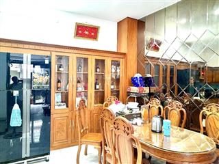 Đường 8m  cách mặt tiền 50m  ngang 6.3m  4 tầng  sát tên lửa  chợ phú lâm  tiện ích