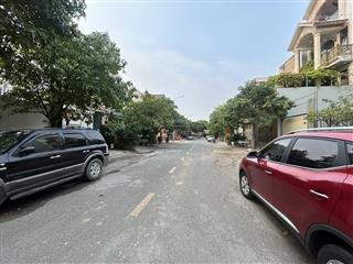Siêu vip nhà 5 tầng dt 122m2 mặt tiền đường v tt hành chính dĩ an bình dương kdc đẵng cấp bật nhất