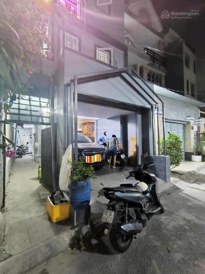 Siêu phẩm 4 tầng dt 82m ( 4,7  18 ) vừa ở vừa kinh doanh  nhà mặt tiền đường số 18 p linh đông tđ