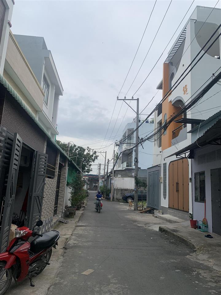 Chỉ 4,7 tỷ có ngay căn nhà 2 tầng mặt tiền đường xe tải dt 60m ( 6 x 10 ) phường linh xuân thủ đức