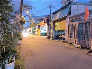 Sieu phẩm 3 tầng dt 162m ( 5,3 x 29 ) nở hậu 6m ,nhà mặt tiền đường số 20 hiệp bình chánh thủ đức