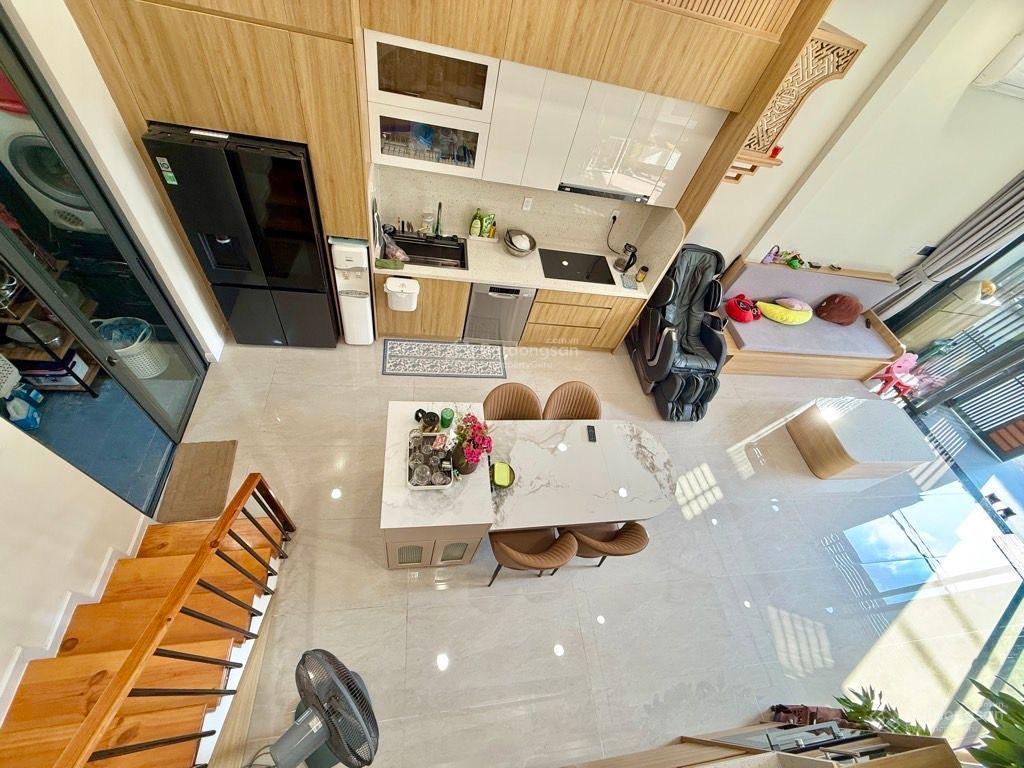 Sieu phẩm 2 tầng dt 100m ( 5 x 20 ) nhà 2 mặt tiền trước sau đường số 20 p hiệp bình chánh thủ đức