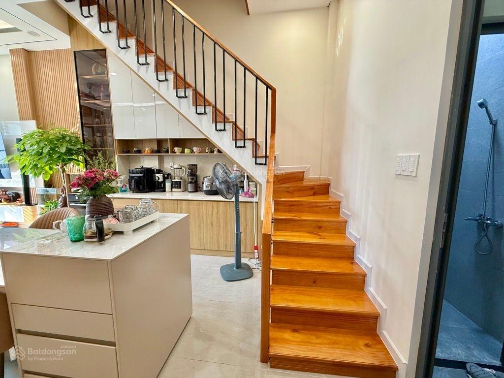 Sieu phẩm 2 tầng dt 100m ( 5 x 20 ) nhà 2 mặt tiền trước sau đường số 20 p hiệp bình chánh thủ đức