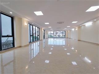 Cho thuê văn phòng mặt phố trần thái tông, cầu giấy, full kính, mặt tiền rộng