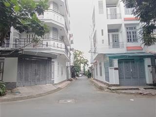 Gần đại học văn lang  bán nhà đường đặng thùy trâm p13 bình thạnh (4x20m) + 3 lầu, 4 phòng, 5 wc