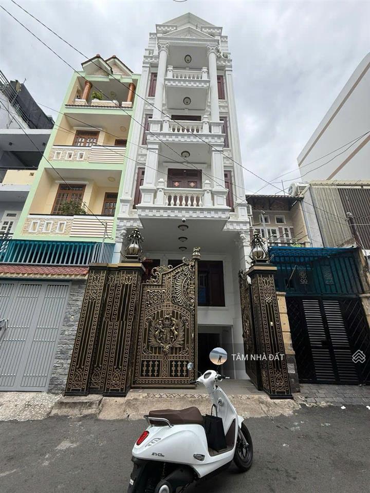 Ngay tttm emart gò vấp bán nhà đẹp phan văn trị 5x17m (cn 83m2, 313m2 sàn) 5 tầng thang máy