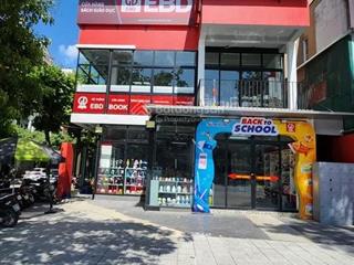 Bán bt lô góc siêu phẩm đẹp nhất văn phú, hà đông, hn. dt 200m2 mt 27m giá 59 tỷ, kd bất chấp, rẻ .