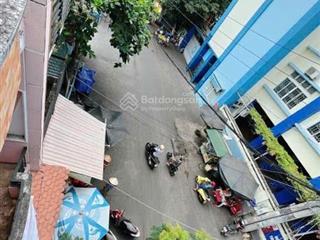 Bán nhà đường ngang 16 m mặt tiền kinh doanh q4 dt ngang 4m dài 18m, 4 tấm dòng tiền 45 triệu