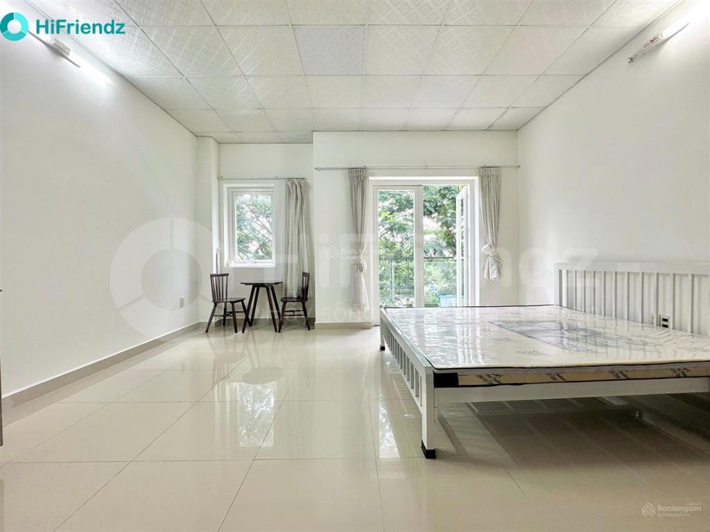 Cho thuê phòng có ban công gần vòng xoay liên phường quận 9