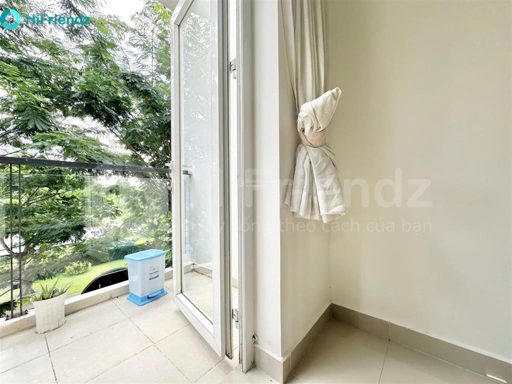 Cho thuê phòng có ban công gần vòng xoay liên phường quận 9