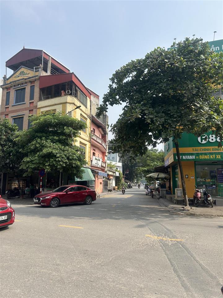 Vị trí siêu đẹp, nhỉnh 17tỷ phân lô t/tâm đông anh  vỉa hè, đường 2 làn ôtô tránh kinh doanh đỉnh