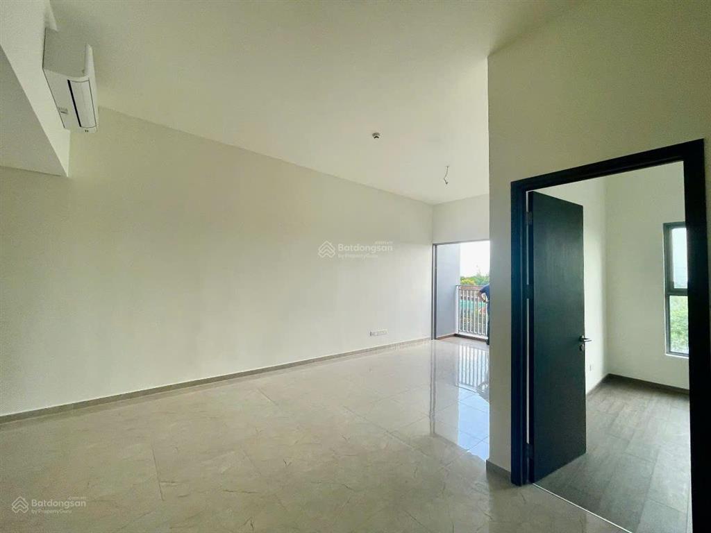 Chính chủ gửi cho thuê căn hộ celesta 3pn htcb tầng cao view đẹp. free phí quản lý 3th