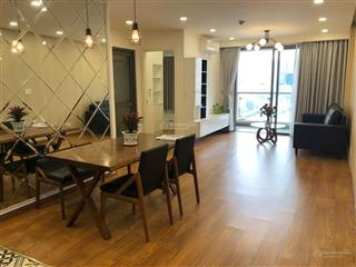 Căn hộ goldview block b  nhà sạch sẽ  hướng mát không bị nắng chiều