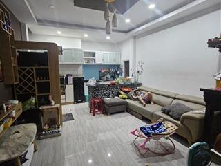 Nhà ngộp giảm 3,4 tỷ giá còn 9,5 tỷ 94m2 ngang 5 nở hậu, không QH ô tô