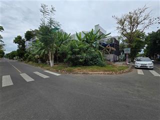 Bán lô góc 2 mặt tiền đường bá giáng 6, 158m2, ngang 8,1m kdc bá tùng, hoà quý. gúa chỉ 5tỷ.