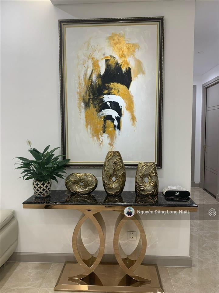 Bán căn hộ 98m2 2pn ở watermark 395 lạc long quân view hồ tây hướng mát giá cực tốt.  0364 224 ***