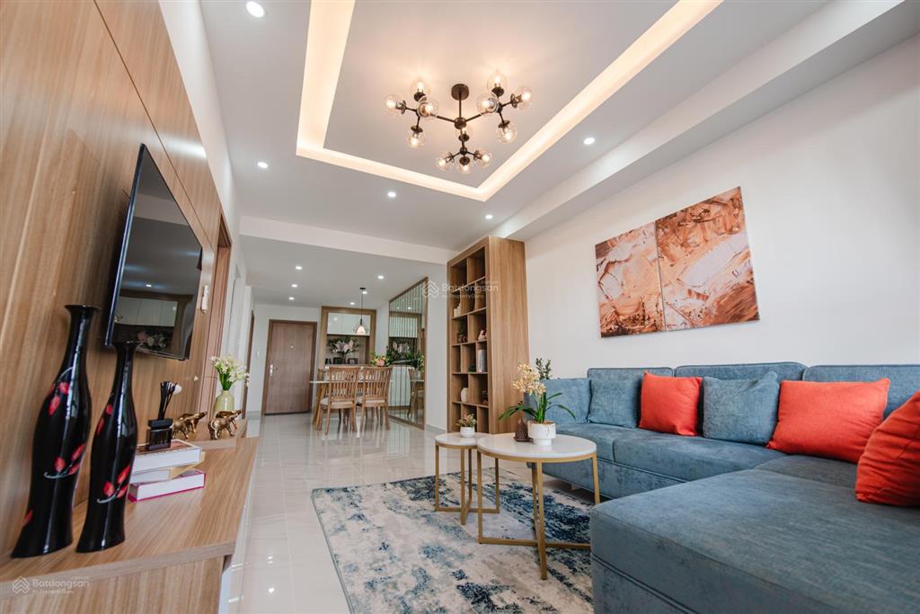Conic boulevard 2pn 84m2, ck 18%, tặng nội thất 100tr, gói điện máy 120tr, thanh toán 15% vào ở