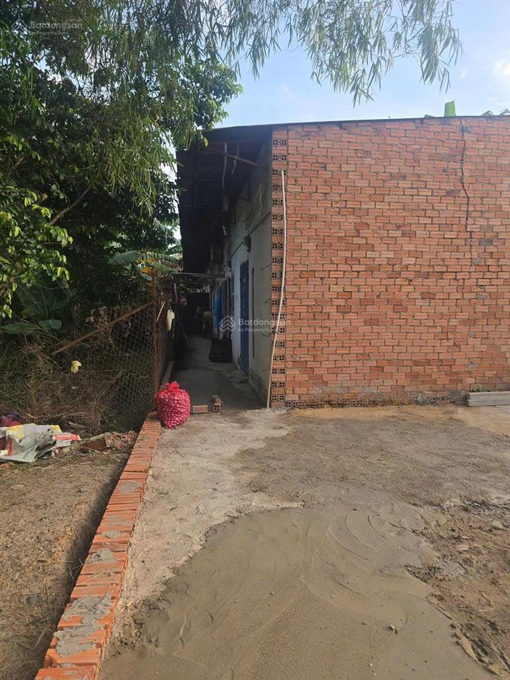 Bán nhà có 5 phòng trọ vị trí đẹp, thu nhập ổn định, đủ tiện ích xung quanh, oto tới nha