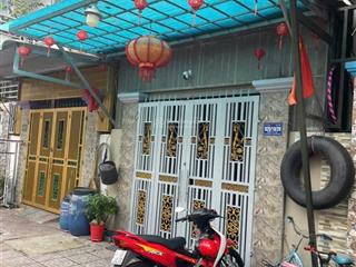 Nhà trệt lầu sát vincom dĩ an dt 64m2. lầu trệt. giá 3,7 tỷ, pháp lý sổ hồng riêng