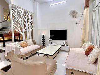 Bán nhà mặt tiền nguyễn thị minh khai  gần biển, vị trí đẹp