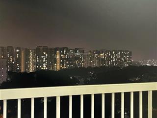 Bán căn hộ ruby, có ban công, 85m2 3pn + 2wc, nội thất cơ bản, giá 4.9tỷ (bao hết)