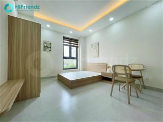 Căn nội thất mới 100%  bao phí  cửa sổ thoáng  gần cầu sài gòn
