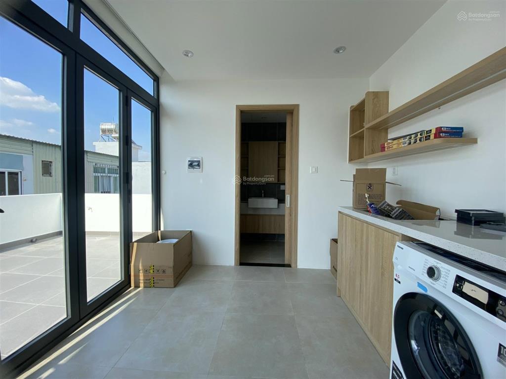 Cho thuê căn hộ thiết kế hiện đại  ban công ánh sáng tự nhiên  kế đảo kim cương