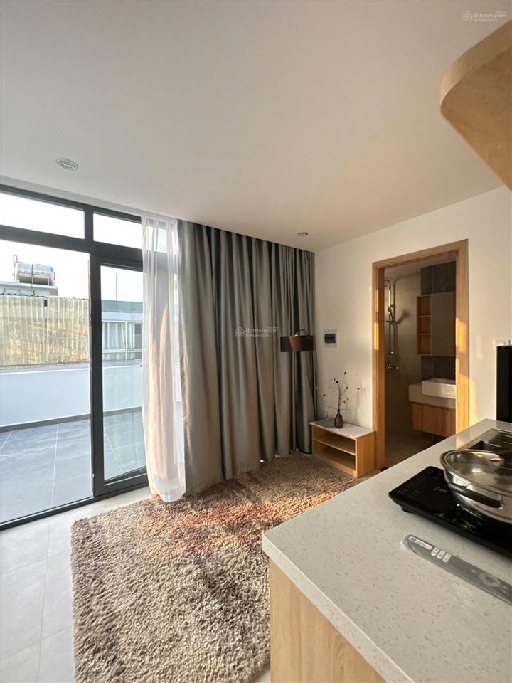 Cho thuê căn hộ thiết kế hiện đại  ban công ánh sáng tự nhiên  kế đảo kim cương