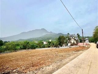 Cần chuyển nhượng 761m2 thực tế sử dụng 1050m2 trong đó có 150m2 tc tại yên bài hn