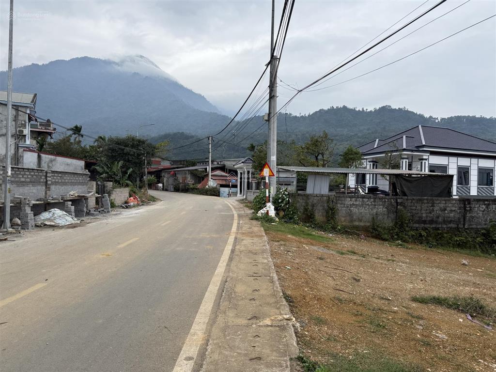 Can chuyển nhượng 2080m trong đó có 200tc tại trục chính xã yên bài