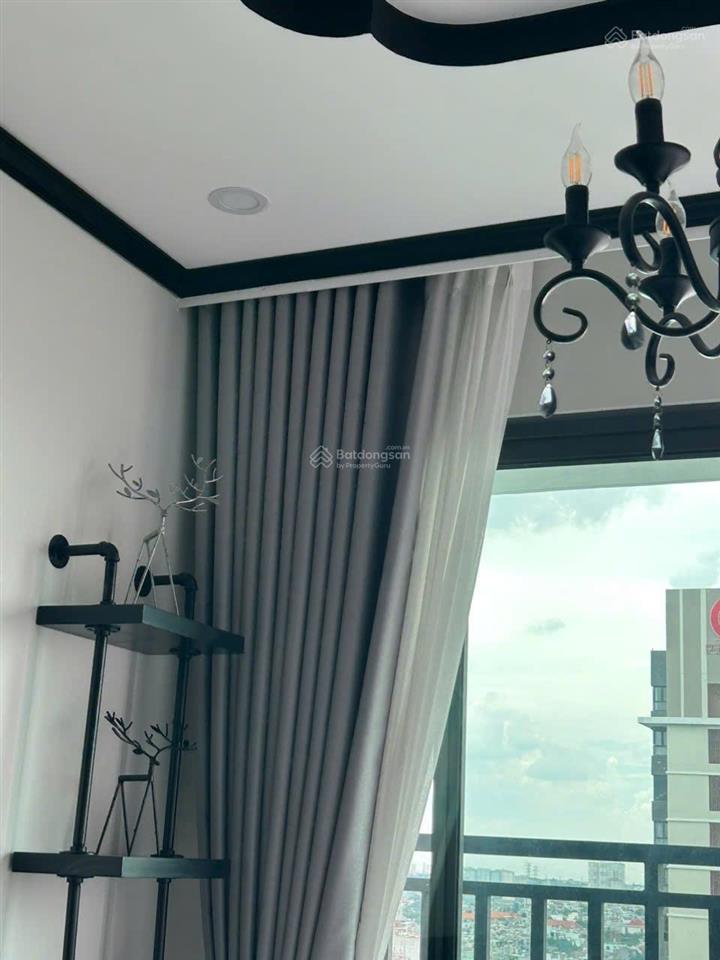 Chính chủ gửi bán gấp giá lỗ căn hộ picity 58m2, giá 3.15tỷ, full nt cao cấp view hồ bơi cực xịn