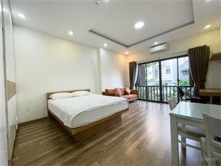 Studio  1pn ban công nhiều cây xanh thoáng mát  có chỗ đậu ô tô  dọn phòng free