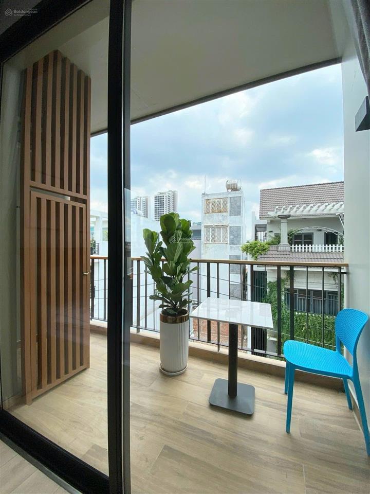 Studio ban công ngay trung tâm thảo điền  lễ tân bảo vệ 24/24