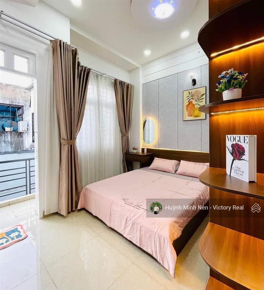 Bán nhà đường bùi thị xuân  lê văn sỹ (4.5 x 14m) 2 tầng đẹp, giá chỉ 7.9 tỷ tl