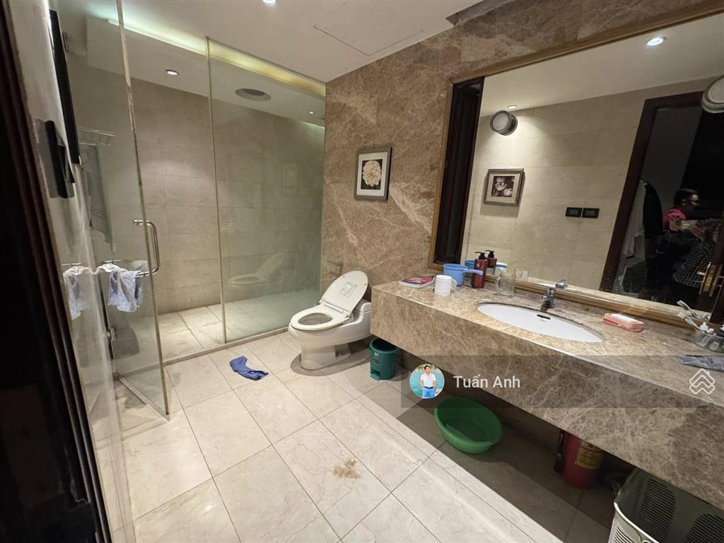 Rẻ vô đối nhà phân lô trung kính (đôi), cầu giấy. dt 110m2*6 tầng gara 2 ôtô kdoanh. chỉ 31,5 tỷ