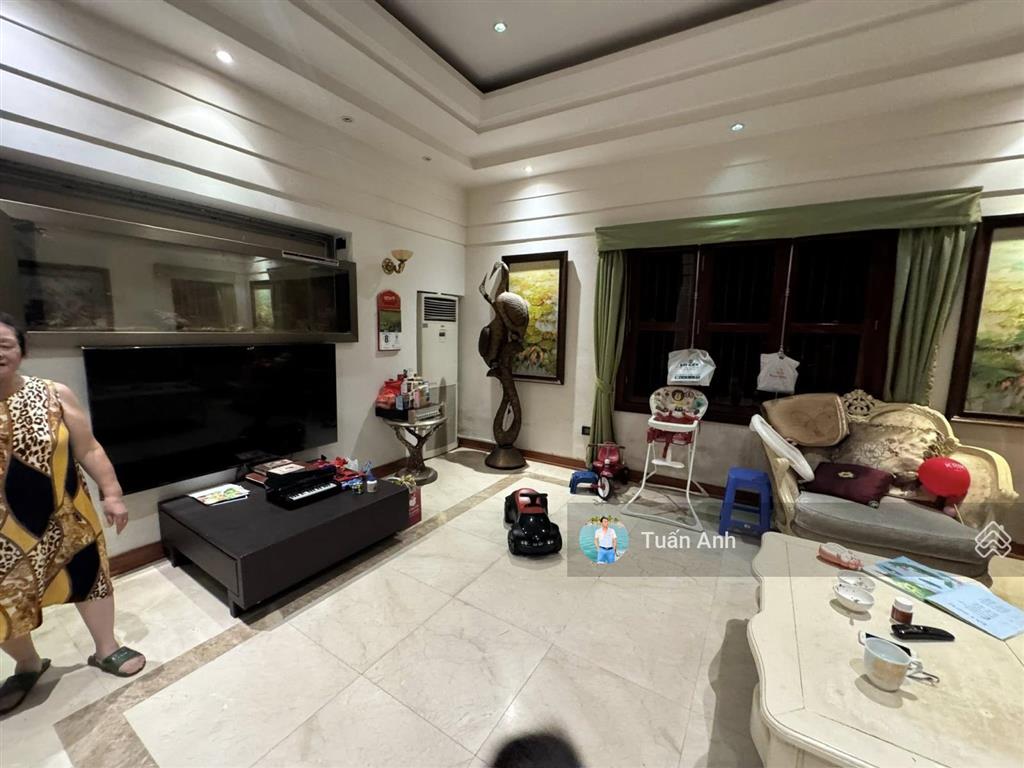 Rẻ vô đối nhà phân lô trung kính (đôi), cầu giấy. dt 110m2*6 tầng gara 2 ôtô kdoanh. chỉ 31,5 tỷ