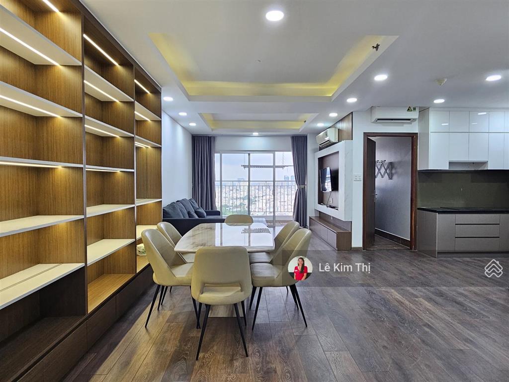 Hot căn hộ sunrise city north, 3 phòng ngủ, 124m2, ầy đủ nội thất, ban công view đông, 8.5 tỷ