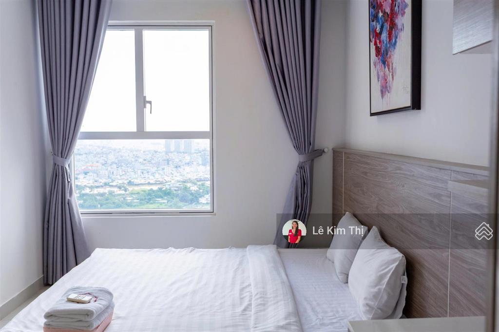 Hot  bán căn hộ sunrise city view 2 phòng ngủ 76m2 view hướng nam, giá 6 tỷ