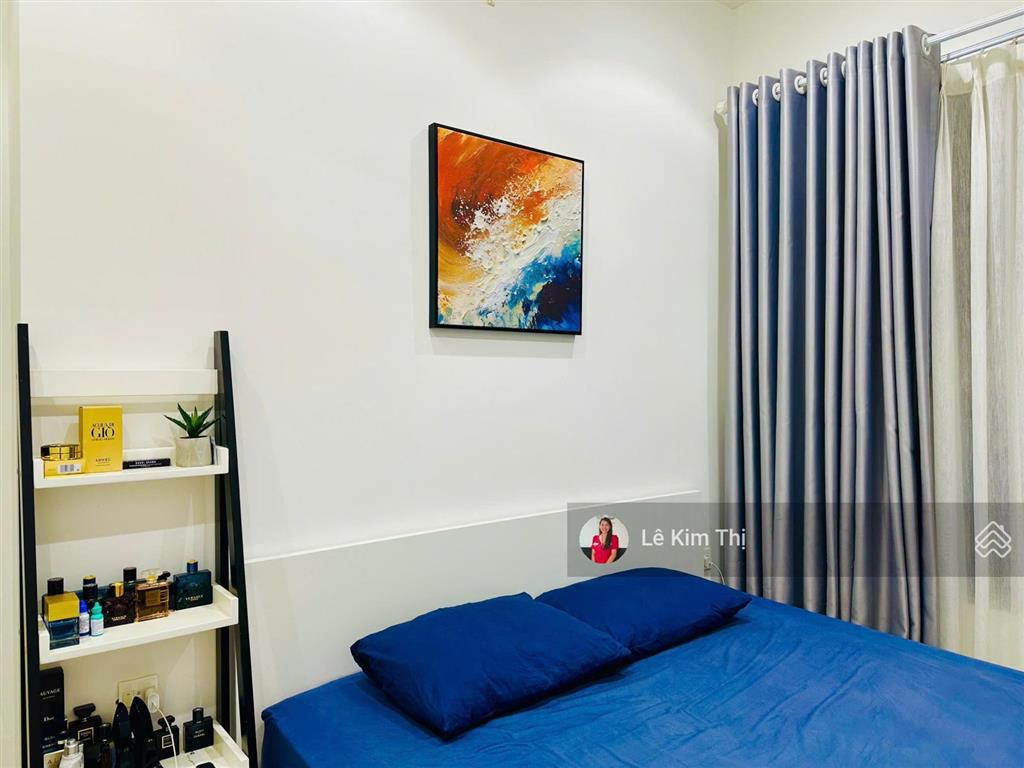 Bán căn hộ officetel sunrise city view 2 phòng ngủ 56m2, giá 3,8 tỷ.  0774 944 *** lê thi.