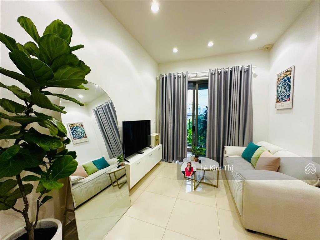 Bán căn hộ officetel sunrise city view 2 phòng ngủ 56m2, giá 3,8 tỷ.  0774 944 *** lê thi.