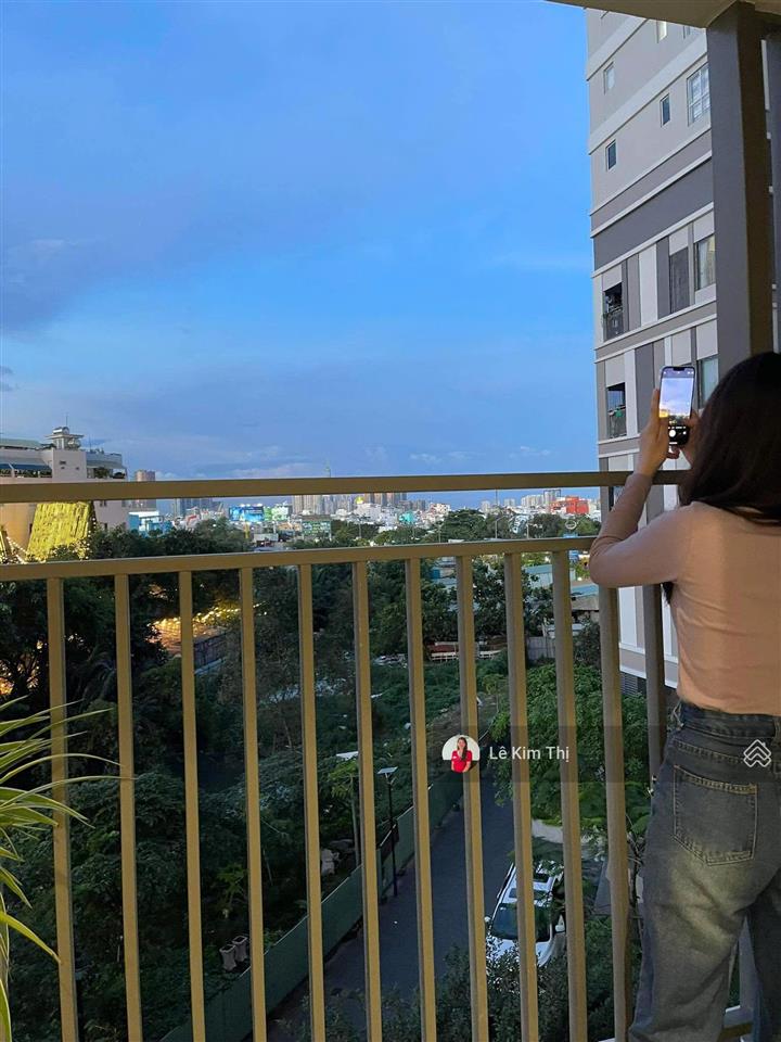 Bán căn hộ officetel sunrise city view 2 phòng ngủ 56m2, giá 3,8 tỷ.  0774 944 *** lê thi.