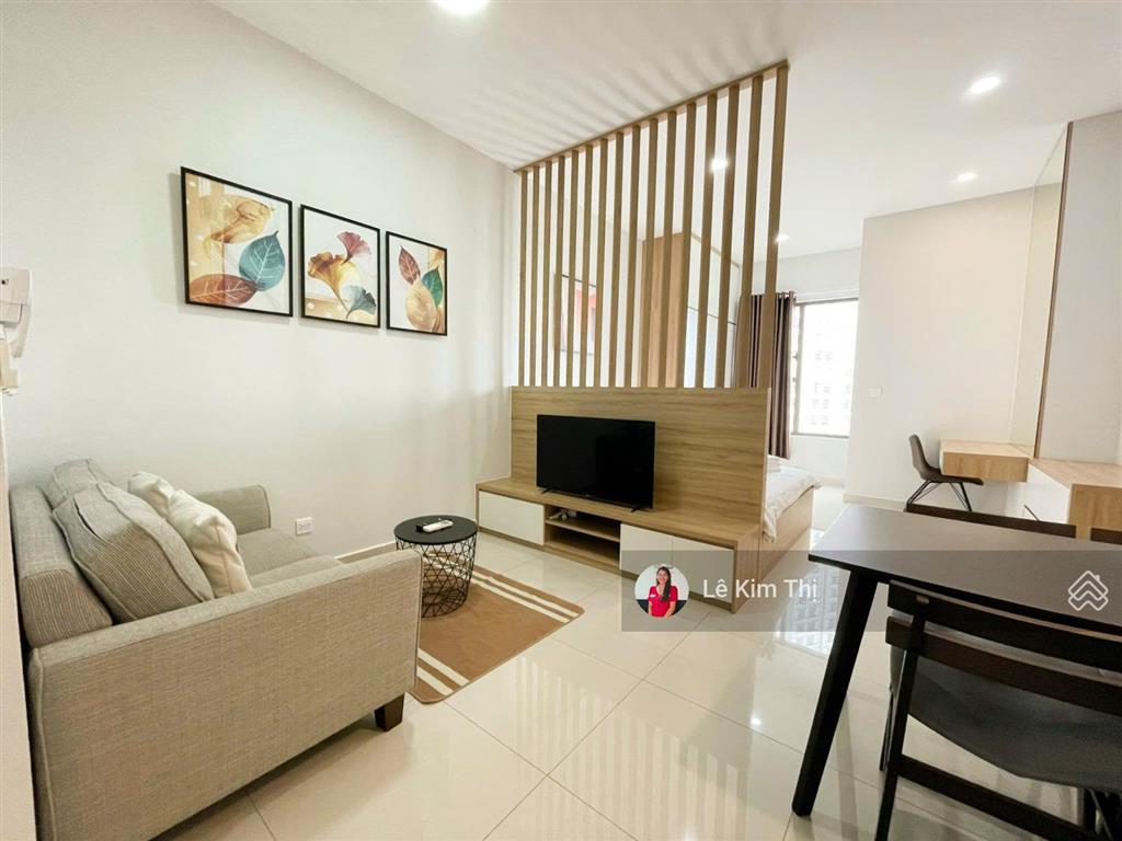 Hot bán căn hộ ot sunrise city view 38.5m2 đủ nội thất, giá 2.6 tỷ.  0774 944 ***
