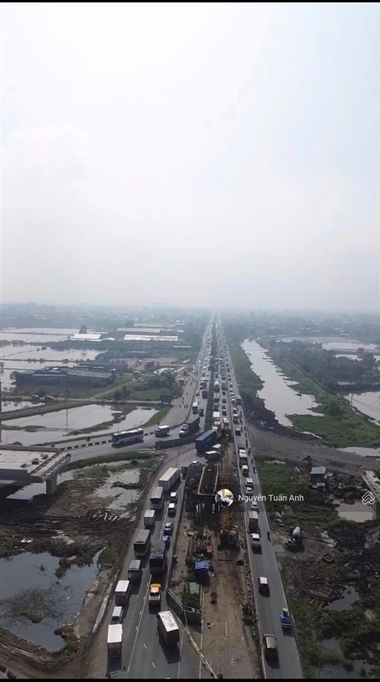 Ngay bệnh viện xuyên á gần bên vành đai 3 và vinhomes hóc môn tp.hcm. diện tích 133m2, xây nhà ngay