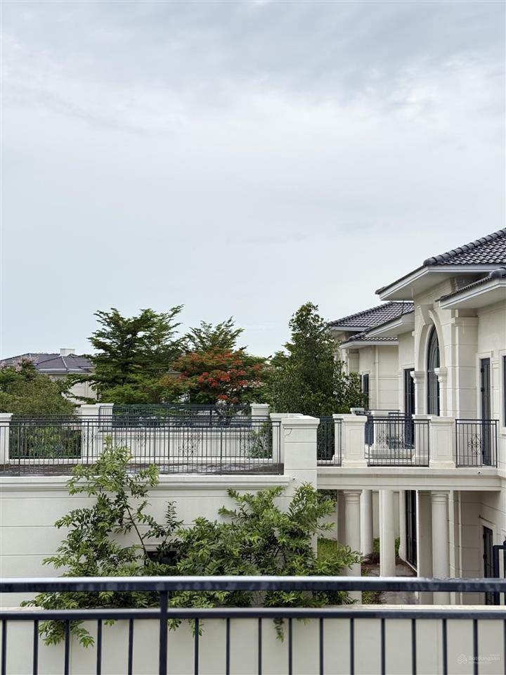 Cho thuê nhà phố, villa sân vườn swanbay giá rẻ