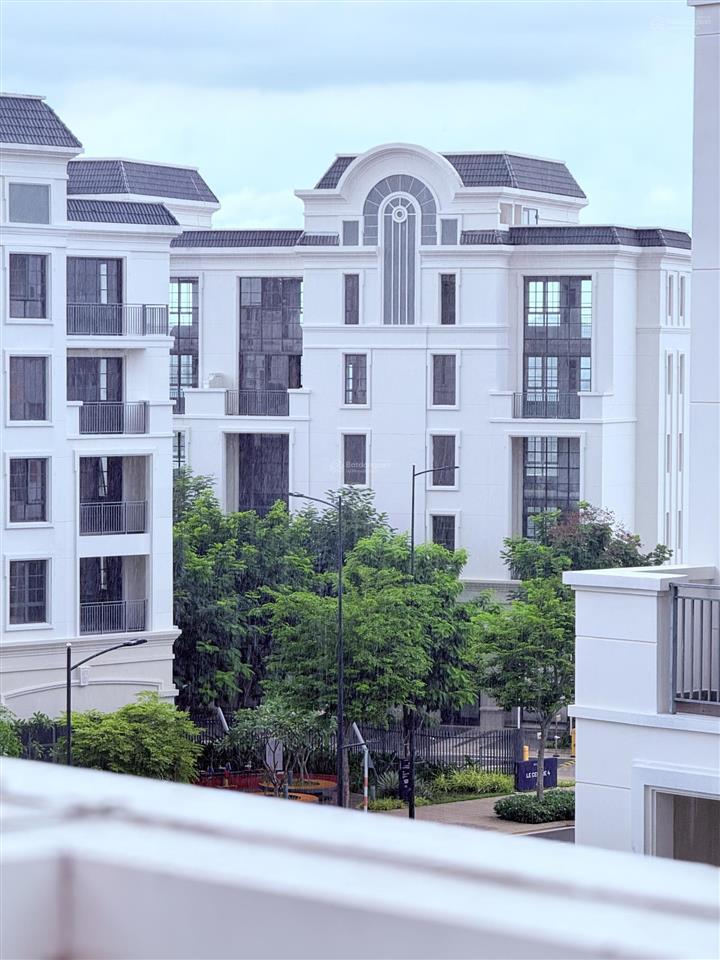 Cho thuê nhà phố, villa sân vườn swanbay giá rẻ