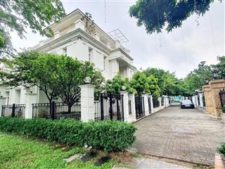 Biệt thự có diện tích 450m2 lakeside villas splendora bắc an khánh. đẹp nhất dự án