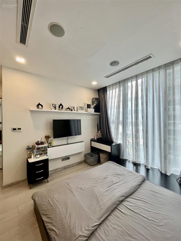 Bán căn hộ babylon, âu cơ, tân thành, tân phú, giá 4,1 tỷ, 77m2. 2pn 2w2 sổ  0907 909 *** hùng
