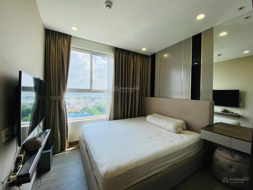 Bán căn hộ 2pn 2wc tại res green tower, 4,2 tỷ, 60m2, tân phú, giá 4,2ty sổ  0907 909 *** hùng