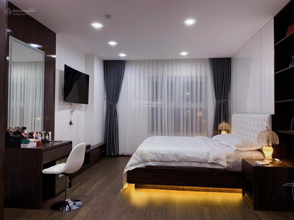 Bán căn hộ chung cư the harmona, 4,2 tỷ, 81m2, 2pn, 2wc, tân bình, hcm sổ.  0907 909 *** hùng