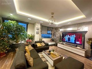 Chủ gửi bán căn hộ eco city vh 146m2 thiết kế 4pn3wc giá 9,6 tỷ.